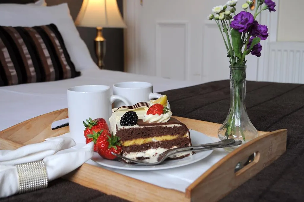 Queens Guest House Edinburgh 4*,  Großbritannien
